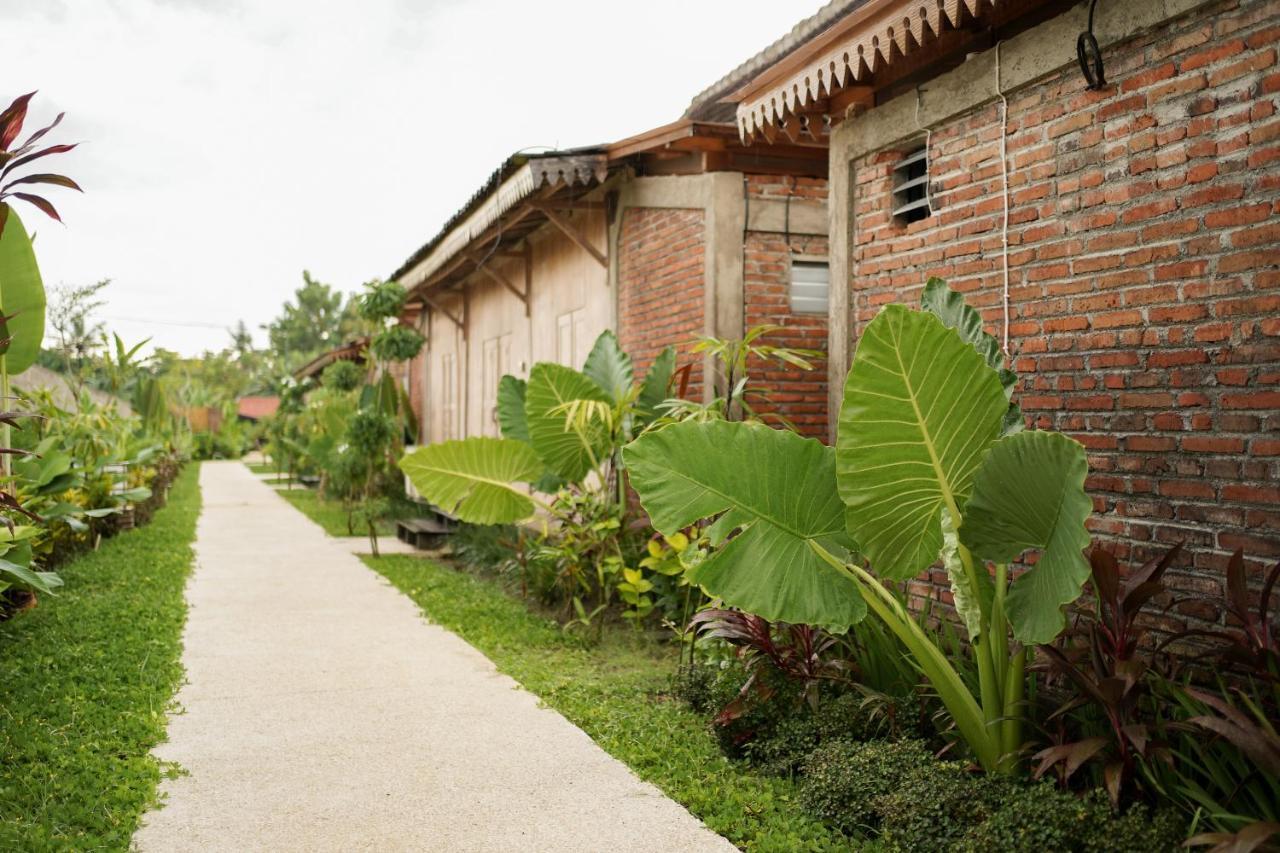 Ijen Estate Resort And Villa Banyuwangi  Exterior photo